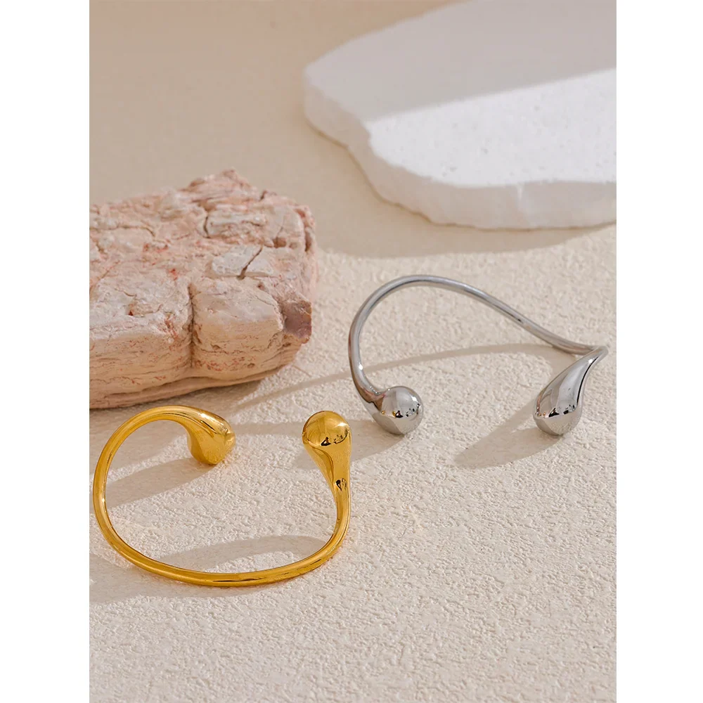 PULSERA ARITHAIA
